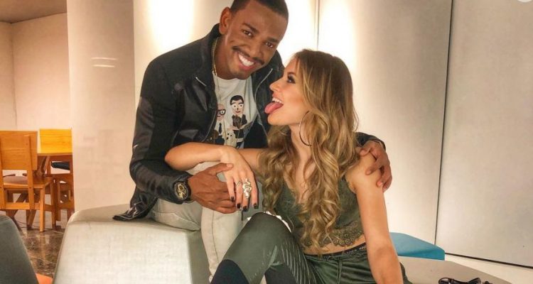 Foto: Além de Cristiano Araújo, a namorada do cantor, Allana Moraes, de 19  anos, também faleceu - Purepeople